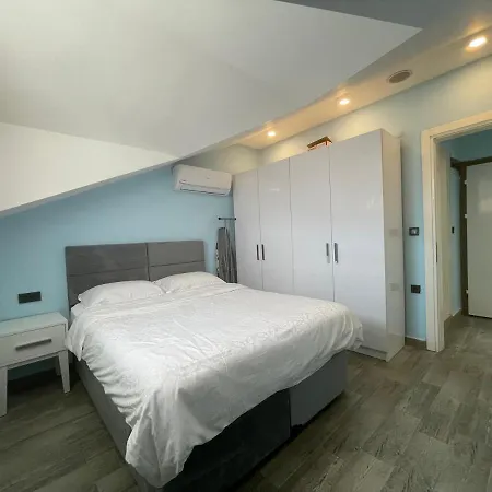 X Hotel apartamentowy Fethiye